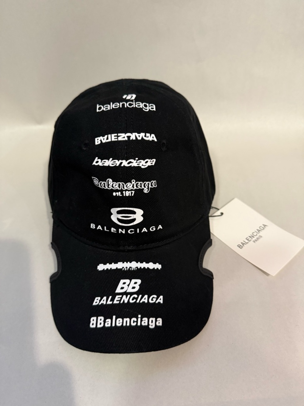 Balenciaga Archives Logos-Print Baseball Cap Unisex EUR Size O/S.